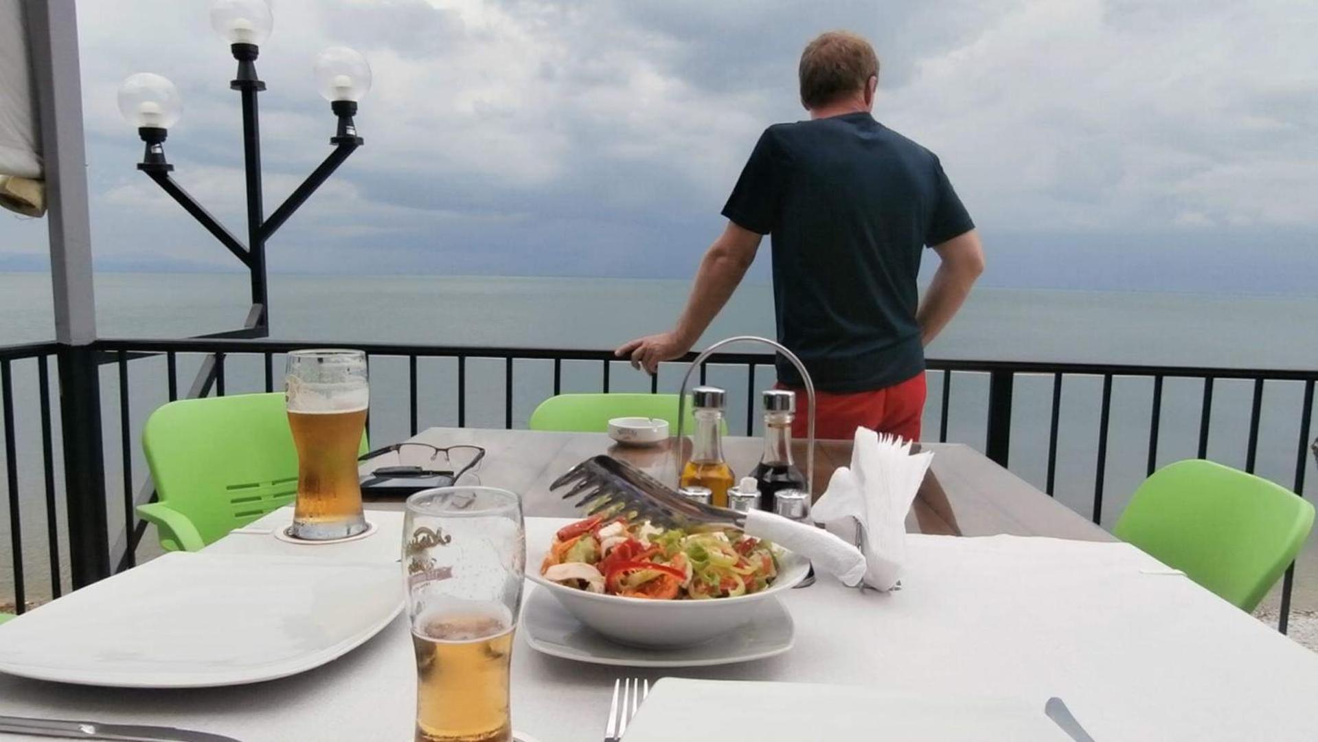 Rooms Lake View Balani Restaurant Shkodër Exteriör bild