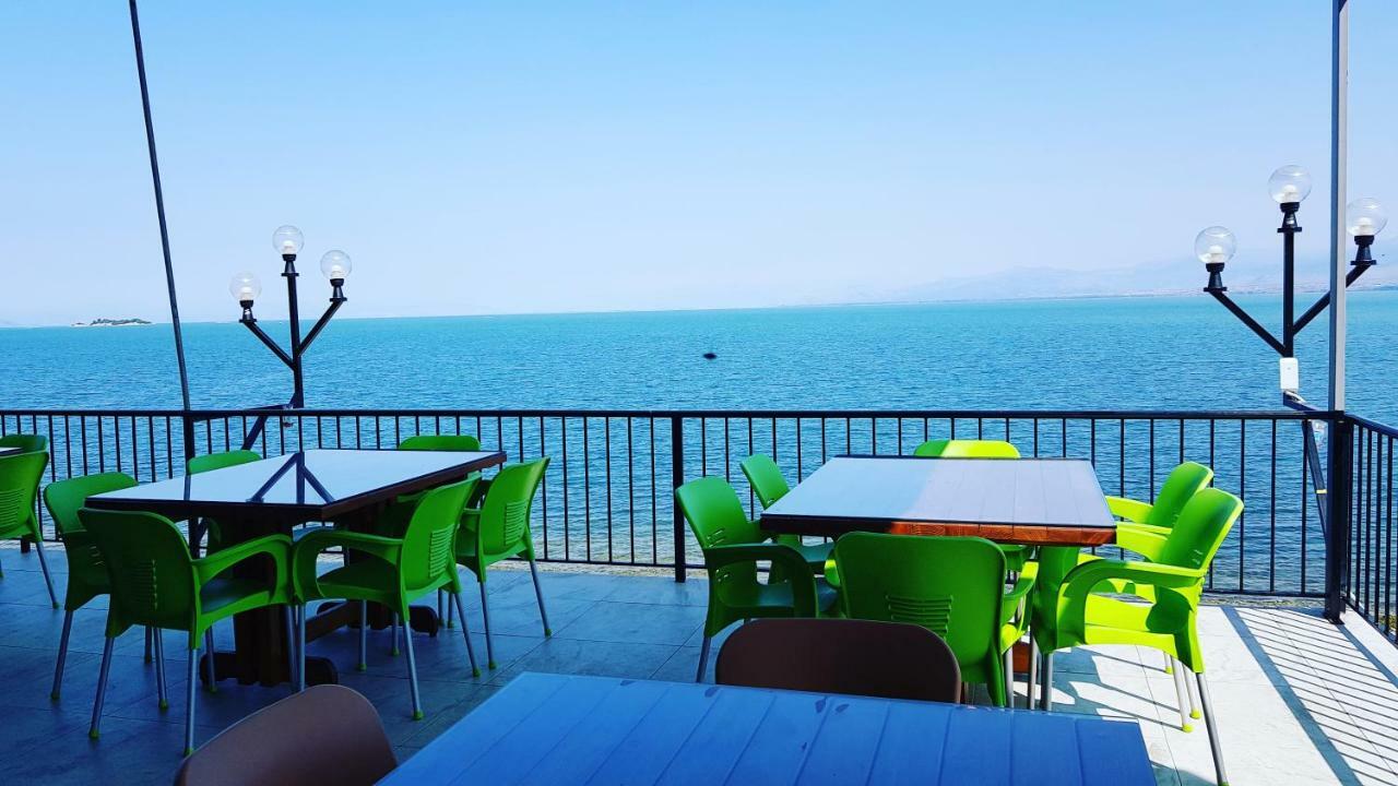 Rooms Lake View Balani Restaurant Shkodër Exteriör bild