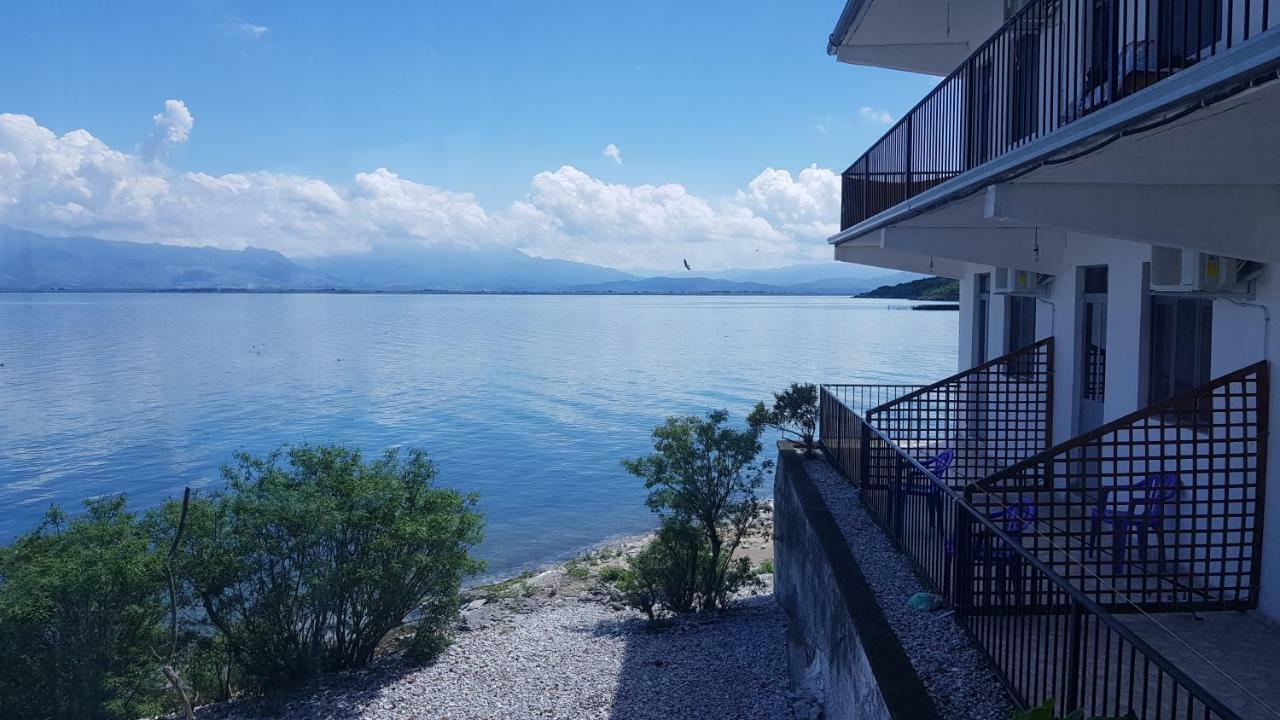 Rooms Lake View Balani Restaurant Shkodër Exteriör bild